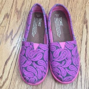 Pink Paisley Toms